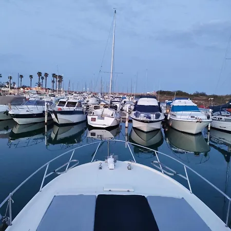 Le Mac Boat Bateau De Standing Confort 보트호텔 생트마리라메르