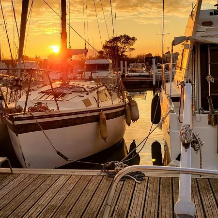 Le Mac Boat Bateau De Standing Confort Botel *