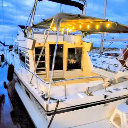 Le Mac Boat Bateau De Standing Confort *